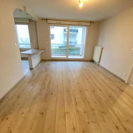 Rent this 2 bed apartment on 75 Rue de la Fontaine in 67800 Hoenheim, France