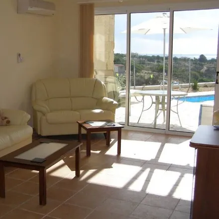 Image 2 - Peyia, Paphos District, Cyprus - House for rent