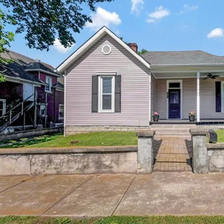 Buy this 3 bed house on 117 West Merchant Street in Mount Pleasant, TN 38474