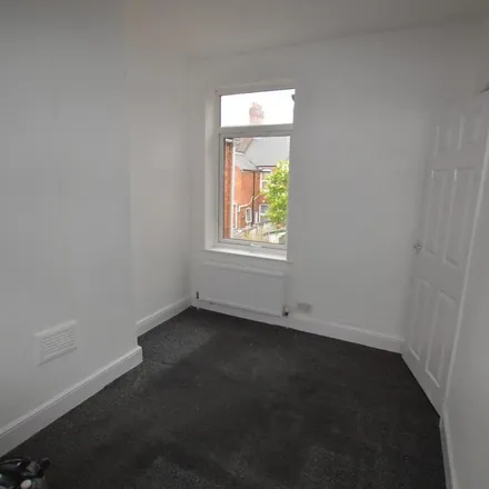 Image 6 - Churchill Street, Leicester, LE2 1GJ, United Kingdom - Townhouse for rent