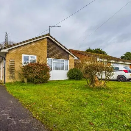 Buy this 2 bed house on The Meadway in Highcliffe-on-Sea, United Kingdom