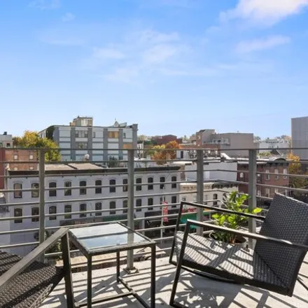 Image 2 - Aaron Park Slope, 236 17th Street, New York, NY 11215, USA - Condo for sale