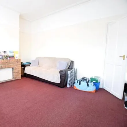 Image 5 - Fentonville Street, Sheffield, South Yorkshire, S11 - House for rent