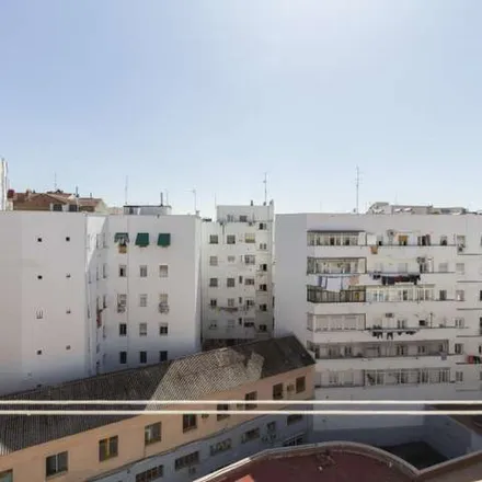 Image 5 - Calle del General Palanca, 38, 28045 Madrid, Spain - Apartment for rent