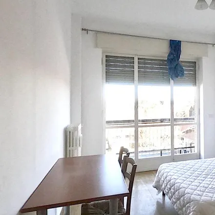 Rent this 2 bed room on Alzaia Naviglio Pavese in 106, 20142 Milan MI