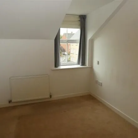 Image 7 - Rumbush Lane, Dickens Heath, B90 1GA, United Kingdom - Room for rent