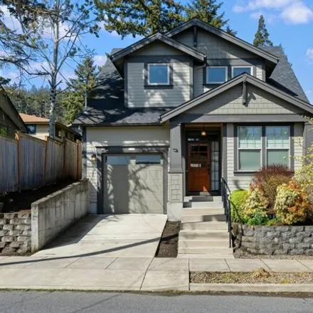 Buy this 3 bed house on 1119 Southeast 76th Avenue in Portland, OR 98215