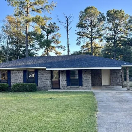 Buy this 3 bed house on 899 Lone Oak Park Road in West Point, MS 39773
