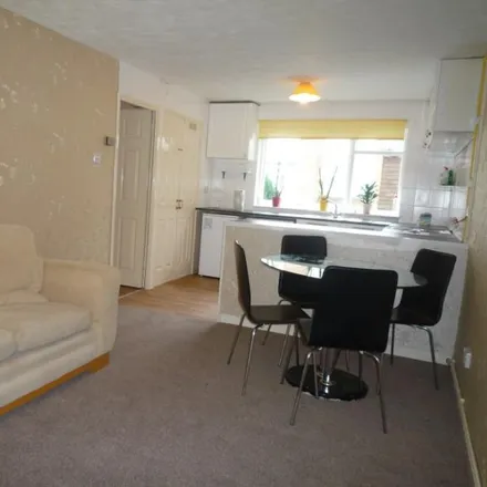 Image 2 - unnamed road, Madeley, TF7 5AG, United Kingdom - Apartment for rent