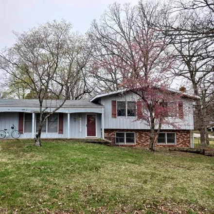 Buy this 3 bed house on 1271 Elmwood Drive in Willow Springs, Howell County
