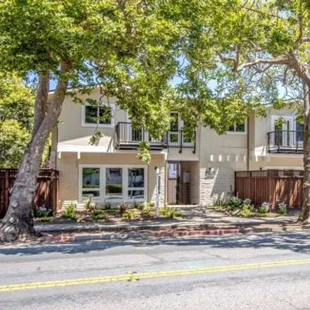 Buy this studio house on 1380 Lincoln Avenue in San Rafael, CA 94901