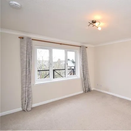 Image 2 - Viewfield House, Annfield Gardens, Stirling, FK8 2BJ, United Kingdom - Apartment for rent