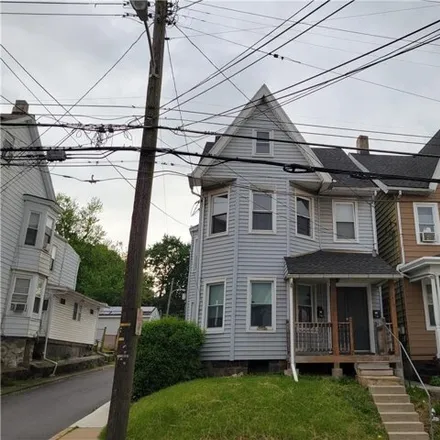 Rent this 2 bed apartment on 122 Willow Street in Easton, PA 18042