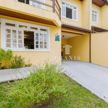 Buy this 4 bed house on Rua Américo Mattei 548 in Tarumã, Curitiba - PR