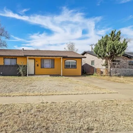 Buy this 4 bed house on 1619 Goldenrod Street in Amarillo, TX 79107