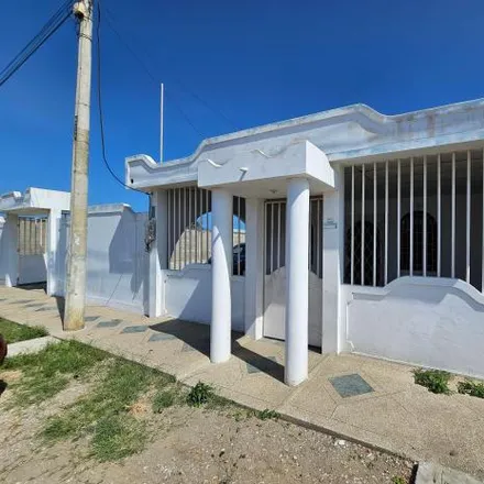 Buy this 4 bed house on GAD Cantonal de Salinas in Avenida 22 de Diciembre Av. 10 de Agosto, 240207