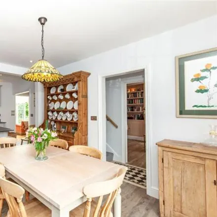 Rent this 3 bed townhouse on James Street in Oxford, Oxfordshire
