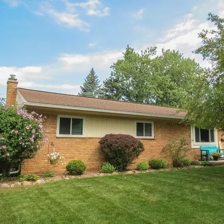 Image 3 - 235 Nichols Drive, Saline, Washtenaw County, MI 48176, USA - House for sale