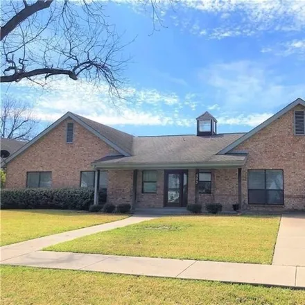 Rent this 1 bed apartment on 176 West First North Street in Kaufman, TX 75142