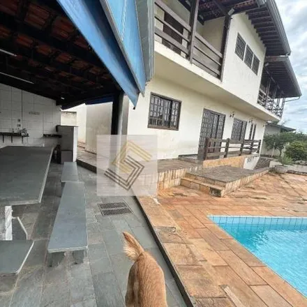 Buy this 8 bed house on Rua Doutor Hilario Silva Miranda in Jardim Chapadão, Campinas - SP