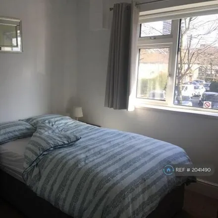 Image 2 - 98 East Ferry Road, Cubitt Town, London, E14 3LL, United Kingdom - House for rent
