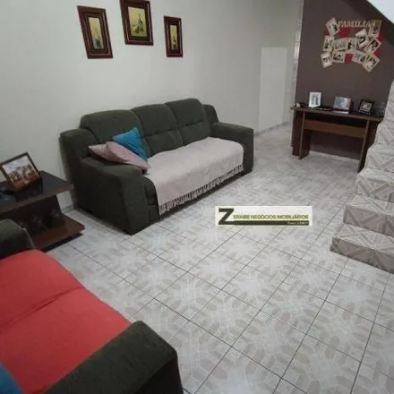 Rent this 3 bed house on Rua Cruz das Almas in Presidente Dutra, Guarulhos - SP
