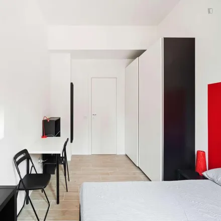 Image 1 - Viale Legioni Romane, 20146 Milan MI, Italy - Room for rent