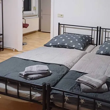Rent this 2 bed apartment on Schloss Sallgast in Parkstraße 4a, 03238 Sallgast