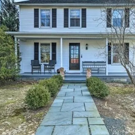 Rent this 3 bed house on South Street in Litchfield, CT 06759