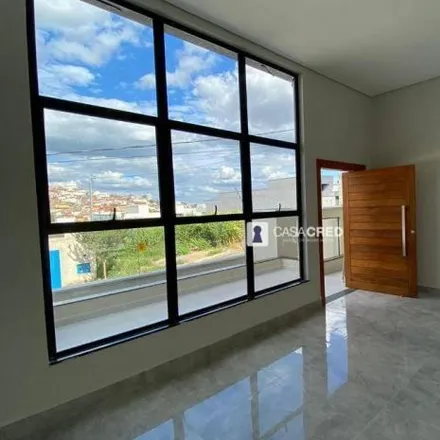 Buy this 3 bed house on Rua Doutor Mário Vani Benfica in Varginha - MG, 37014-470