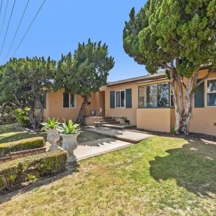 Buy this 4 bed house on 1954 Locust Street in San Diego, CA 92106