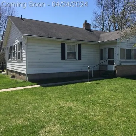 Buy this 3 bed house on Willow Ridge Golf Club in 3311 North River Road, Fort Gratiot Charter Township
