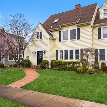 Buy this 5 bed house on 17 Wallace Street in Village of Rockville Centre, NY 11570