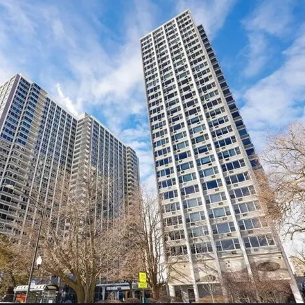 Buy this studio condo on Imperial Towers in 4250 North Marine Drive, Chicago