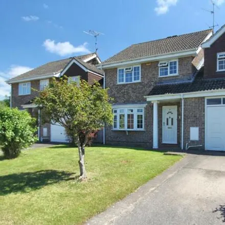 Buy this 4 bed house on 74 Jubilee Drive in Thornbury, BS35 2YJ