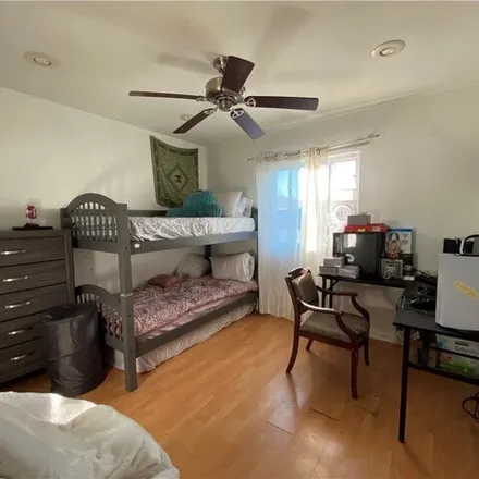Image 7 - 25871 President Avenue, Harbor Pines, Los Angeles, CA 90710, USA - House for sale