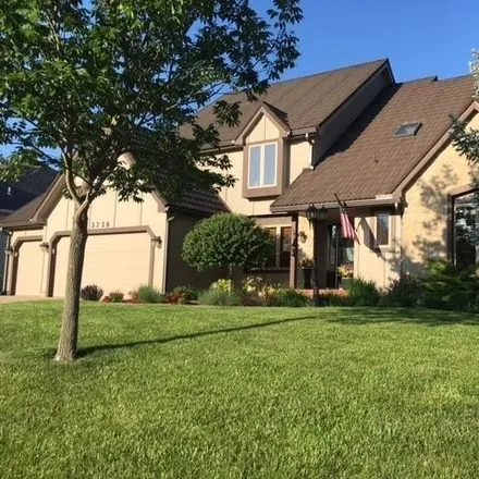 Image 1 - 3736 Southwest Cobblestone Place, Topeka, KS 66610, USA - House for sale