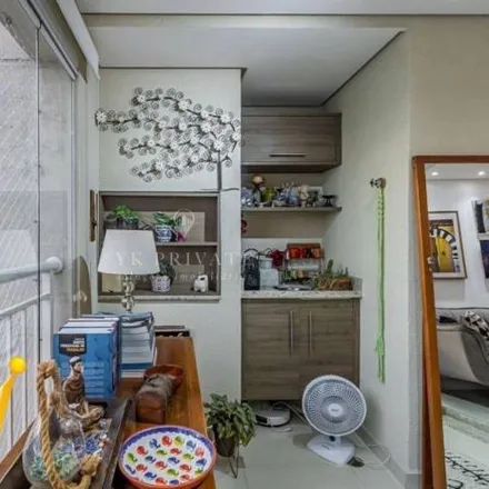 Buy this 2 bed apartment on Rua Doutor Rubens Meireles 105 in Barra Funda, São Paulo - SP