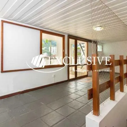 Buy this 3 bed apartment on Rua Candido Neves in Vila Kosmos, Rio de Janeiro - RJ