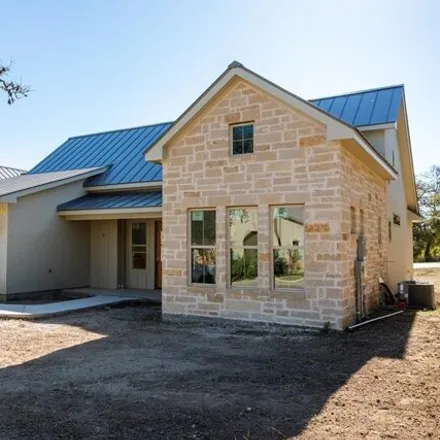 Buy this 3 bed house on 17 Pinnacle Club Drive in Kerrville, TX 78028