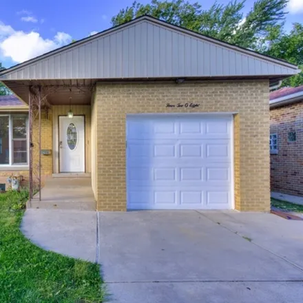 Buy this 2 bed house on 4208 Main Street in Skokie, IL 60076