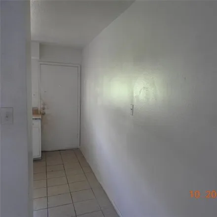 Image 7 - unnamed road, Houston, TX 77081, USA - Condo for rent