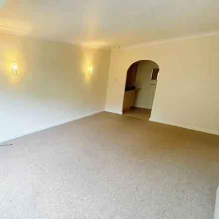 Image 5 - Ferndown Town Centre, Homelands House, Ringwood Road, Ferndown, BH22 9FE, United Kingdom - Apartment for sale