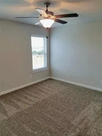 Image 7 - 166 Lakeview Ct, Kyle, Texas, 78640 - Apartment for rent