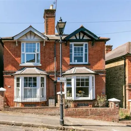 Buy this 3 bed duplex on Oxford Road in Guildford, GU1 3RR