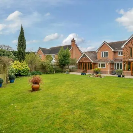 Buy this 5 bed house on Butlers Yard in Sonning Common, RG9 5EL