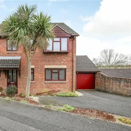 Buy this 3 bed house on Harvest Close in Winchester, SO22 4DW