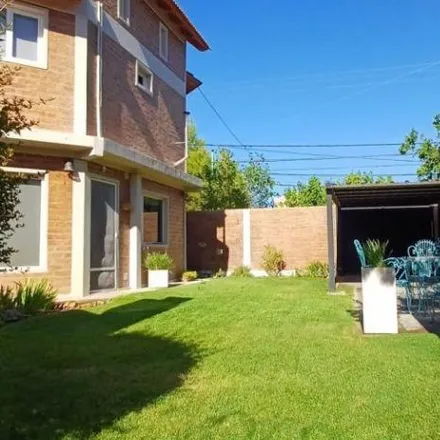 Image 1 - Bicisenda del Oeste, Área Centro Sur, Neuquén, Argentina - House for rent