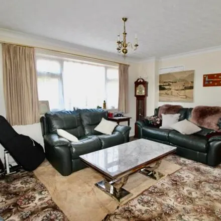 Image 4 - Stonebridge, Peterborough, PE2 5NT, United Kingdom - House for sale