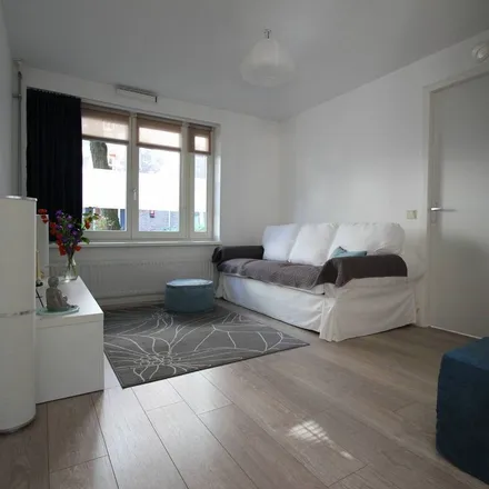 Rent this 1 bed apartment on Simsonstraat 11-H in 1076 VG Amsterdam, Netherlands